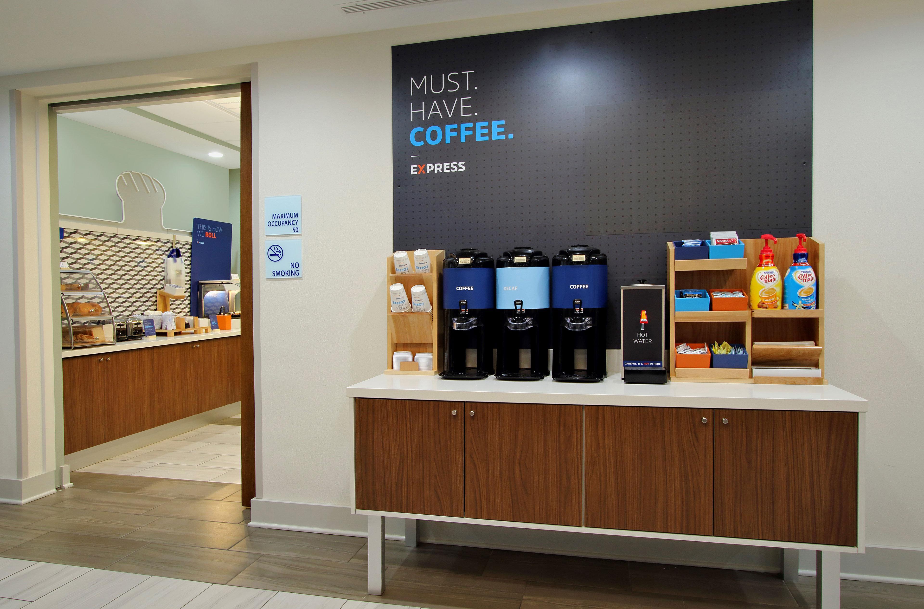Holiday Inn Express & Suites Brady By Ihg Ngoại thất bức ảnh