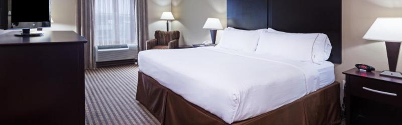 Holiday Inn Express & Suites Brady By Ihg Ngoại thất bức ảnh